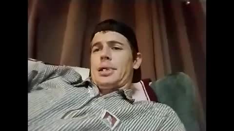 Snapshot of flybuy2525 chatting on September 29, 2025, 12:05 am flybuy2525 online show from September 29, 2025, 12:05 am