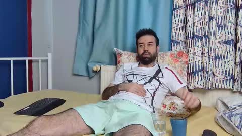 Fly online show from November 22, 2025, 10:58 am