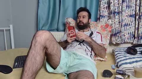 Fly online show from December 22, 2025, 9:50 am