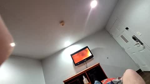 flyyboy341147 online show from September 24, 2025, 9:40 pm