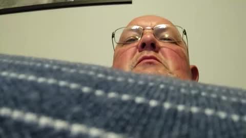 focusfuker online show from October 18, 2025, 10:43 pm