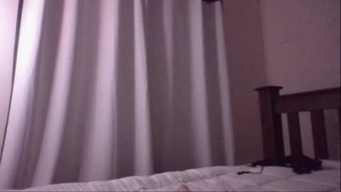 foliedeux online show from October 20, 2025, 3:01 pm