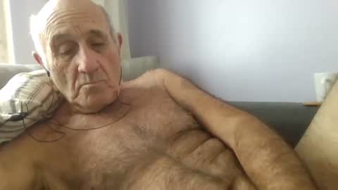 Snapshot of follador1001 chatting on July 23, 2026, 2:26 pm follador1001 online show from July 23, 2026, 2:26 pm