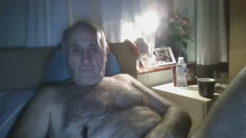 Snapshot of follador1001 chatting on July 26, 2026, 10:38 pm follador1001 online show from July 26, 2026, 10:38 pm