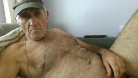 Snapshot of follador1001 chatting on July 29, 2026, 3:21 pm follador1001 online show from July 29, 2026, 3:21 pm