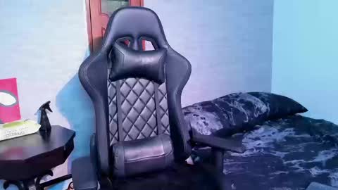 Foni online show from March 12, 2026, 9:43 pm