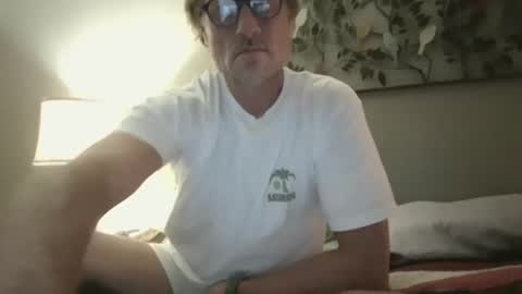 Snapshot of foodforcatfists chatting on November 20, 2025, 6:13 am foodforcatfists online show from November 20, 2025, 6:13 am