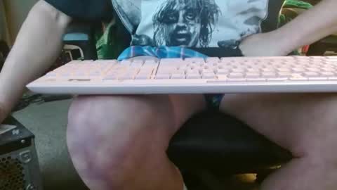 Snapshot of fooman103 chatting on April 4, 2026, 3:09 pm Fooman1007 online show from April 4, 2026, 3:09 pm