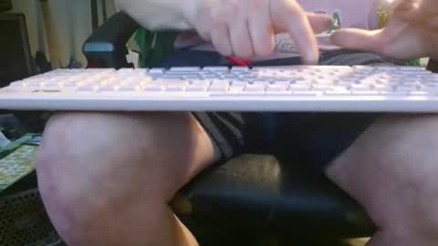 Snapshot of fooman103 chatting on April 7, 2026, 11:59 pm Fooman1007 online show from April 7, 2026, 11:59 pm