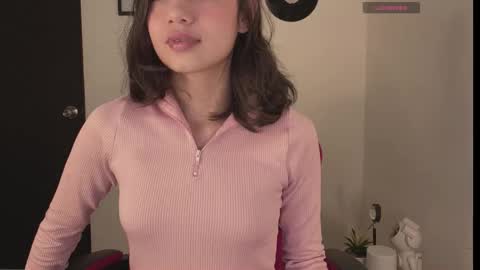 forbidden candy  online show from February 27, 2026, 5:57 pm