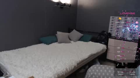 Snapshot of foreversmileme chatting on November 10, 2025, 10:36 am Julia online show from November 10, 2025, 10:36 am