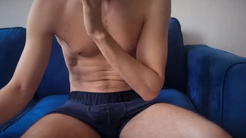 formaldehider online show from April 4, 2026, 2:25 pm