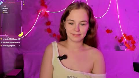 Lisa online show from December 1, 2025, 9:20 pm