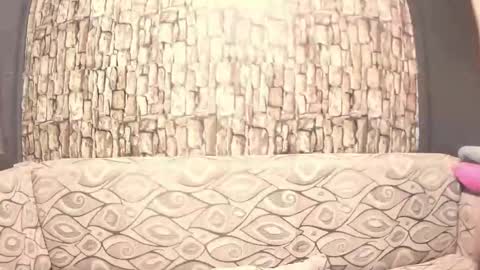 fox_off2 online show from February 10, 2025, 8:42 pm