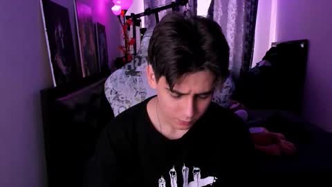 Foxicfu online show from March 19, 2026, 7:34 am