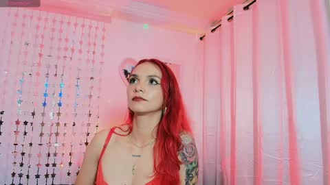 Snapshot of foxmegann chatting on February 14, 2025, 9:53 pm MeganFoxxy online show from February 14, 2025, 9:53 pm