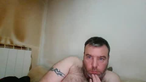 foxxx1982 online show from April 30, 2026, 9:19 pm