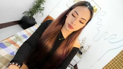 Rianne online show from October 25, 2025, 2:08 am