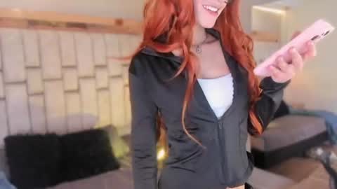 Snapshot of foxxxypink chatting on June 24, 2026, 8:19 pm fox with 3 xs online show from June 24, 2026, 8:19 pm