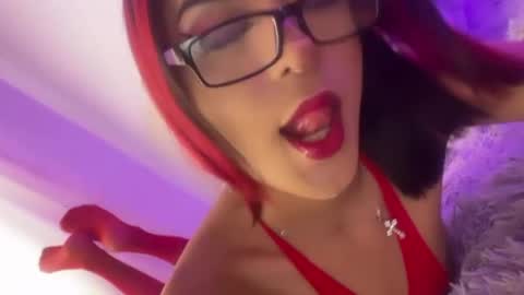 Snapshot of foxxy_angel chatting on May 29, 2026, 7:34 pm Santi online show from May 29, 2026, 7:34 pm