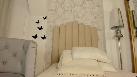 Foxy online show from December 24, 2024, 10:06 pm