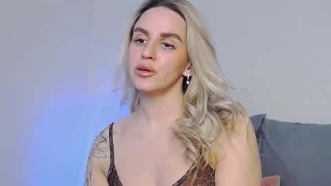 Foxy Kimmi online show from February 28, 2026, 7:20 am