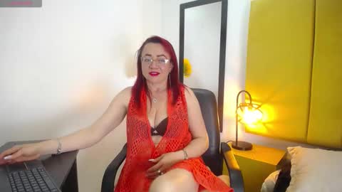 Foxy miilf online show from September 23, 2025, 1:58 pm