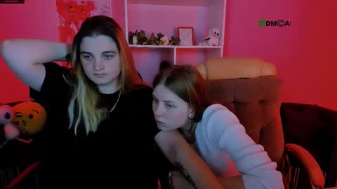 foxy_tease_ online show from September 17, 2025, 7:37 pm