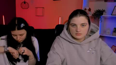 foxy_tease_ online show from December 18, 2025, 8:15 pm