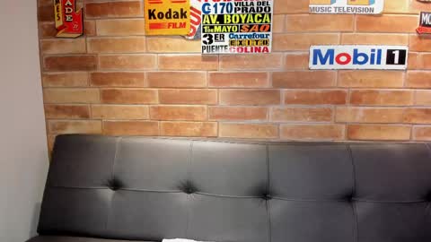 Miss Trululu online show from May 28, 2026, 2:42 am