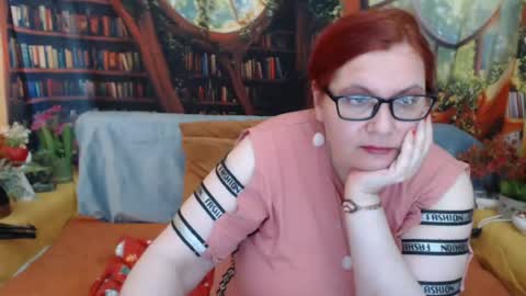 Snapshot of foxydesiree chatting on June 20, 2026, 3:59 pm foxydesiree online show from June 20, 2026, 3:59 pm