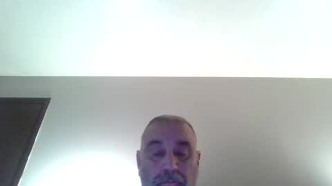 foxyfang online show from October 10, 2025, 2:05 pm