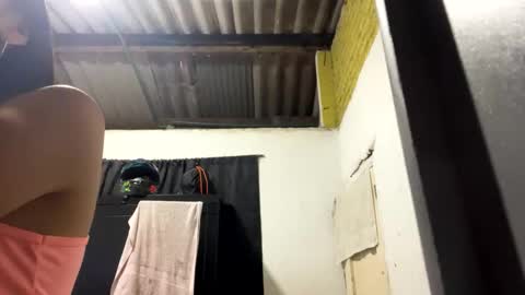 foxyhillx online show from January 11, 2026, 2:11 pm