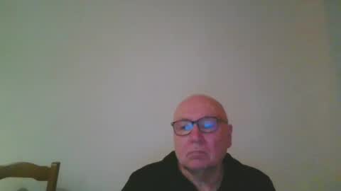 Snapshot of fra94 chatting on February 4, 2026, 8:58 pm fra94 online show from February 4, 2026, 8:58 pm