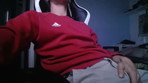 franceghj99 online show from November 2, 2025, 11:40 pm