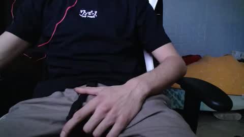 franceghj99 online show from November 25, 2025, 8:09 pm