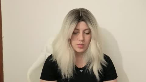 Francesca online show from April 1, 2026, 12:55 am