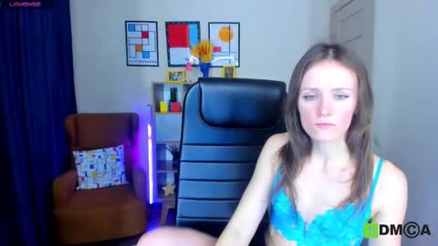 Fran online show from February 26, 2025, 6:43 pm