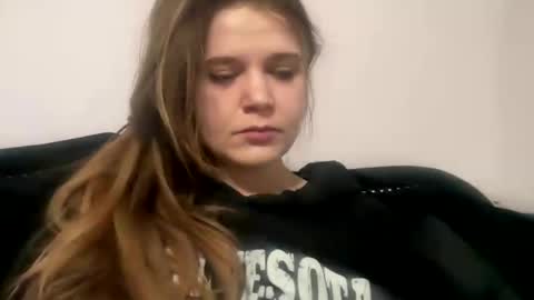 Snapshot of francescafey chatting on January 13, 2025, 5:55 am francescafey online show from January 13, 2025, 5:55 am