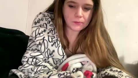 Snapshot of francescafey chatting on February 5, 2025, 8:11 am francescafey online show from February 5, 2025, 8:11 am