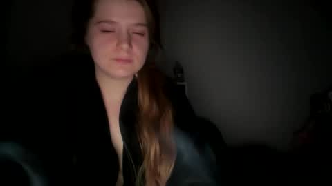 francescafey online show from October 25, 2025, 5:26 am