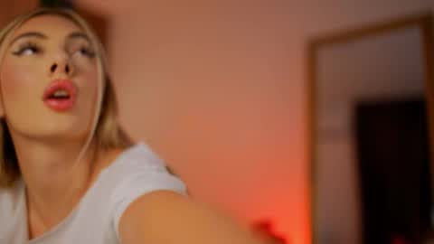 Franci online show from September 24, 2025, 5:38 pm