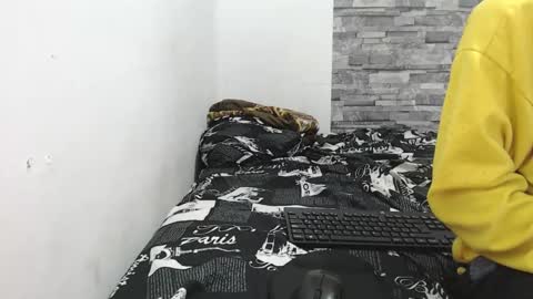 Snapshot of francesco_spank chatting on March 4, 2025, 4:49 am FRANCESCO online show from March 4, 2025, 4:49 am