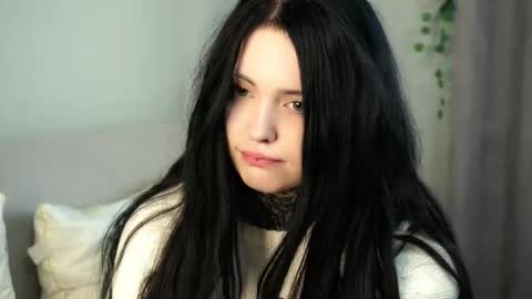 Snapshot of franchescabertke chatting on October 1, 2025, 8:42 am Fallen queen online show from October 1, 2025, 8:42 am