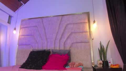 Snapshot of francheska121 chatting on February 25, 2026, 7:23 pm francheska121 online show from February 25, 2026, 7:23 pm