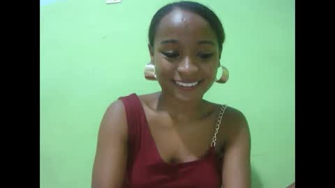 Snapshot of francine925426 chatting on February 1, 2026, 5:22 pm francine925426 online show from February 1, 2026, 5:22 pm