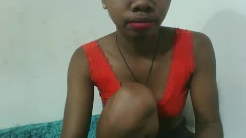 francinealdy online show from October 5, 2025, 7:39 am