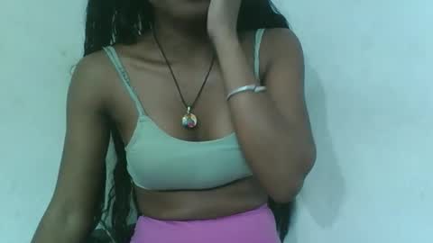 francinealdy online show from November 4, 2025, 2:32 am