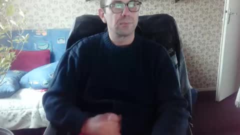 franck143544 online show from December 15, 2025, 12:42 pm