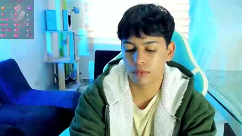 Snapshot of franco_rizzo01 chatting on October 2, 2025, 9:44 pm frank online show from October 2, 2025, 9:44 pm